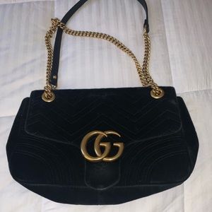 GUCCI Marmont Velvet medium